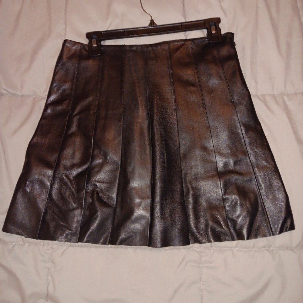 Black mini skirt